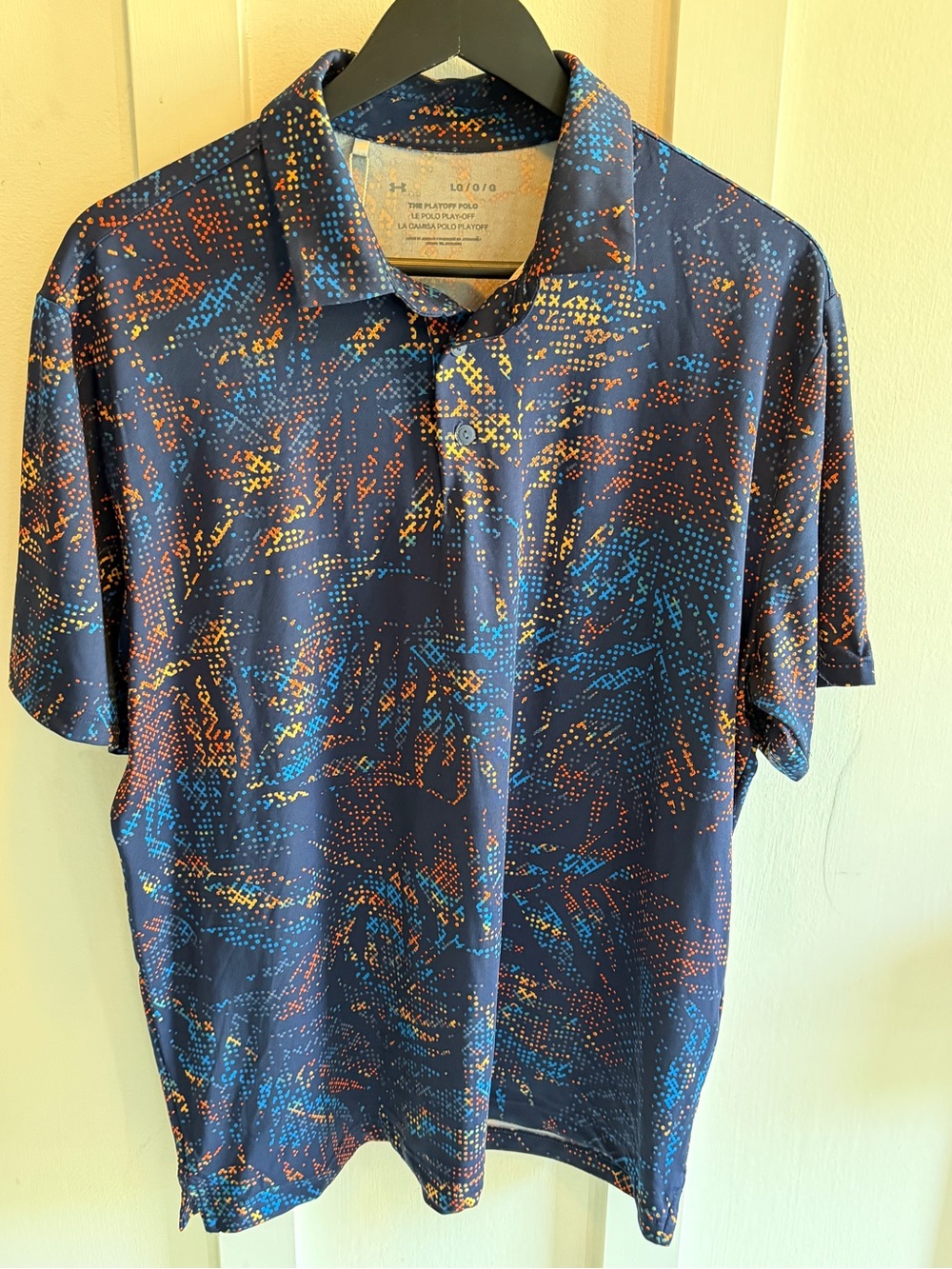 Under Armour Men's The Playoff Polo with Blue & Orange Dot Pattern size L NWT